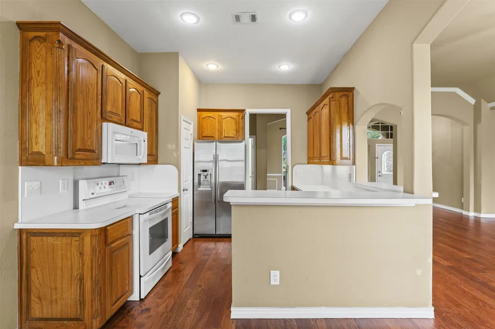1612 Twin Oaks Drive Cleburne, TX 76033