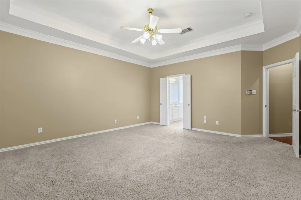 1612 Twin Oaks Drive Cleburne, TX 76033