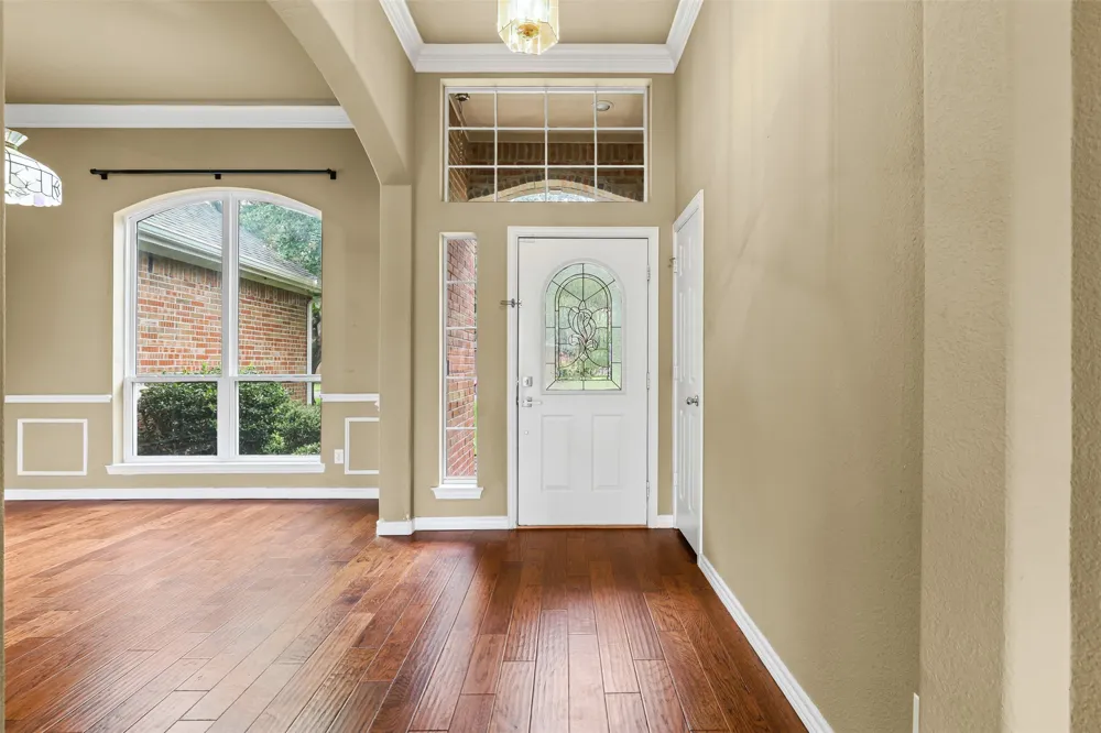 1612 Twin Oaks Drive Cleburne, TX 76033