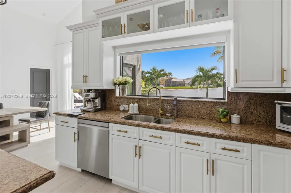 226 SW 180th Ave Pembroke Pines, FL 33029