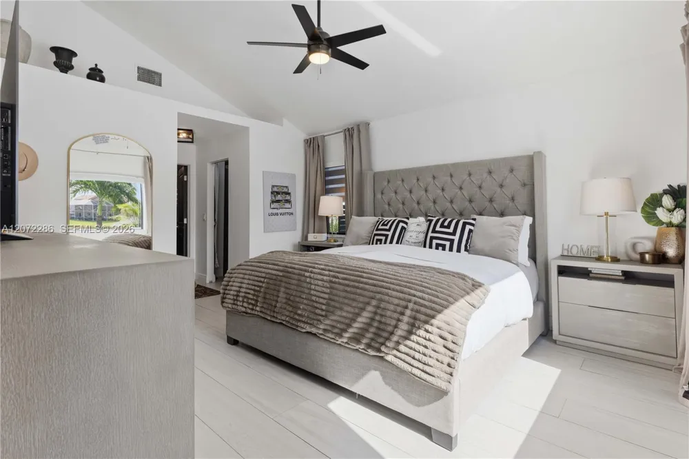 226 SW 180th Ave Pembroke Pines, FL 33029