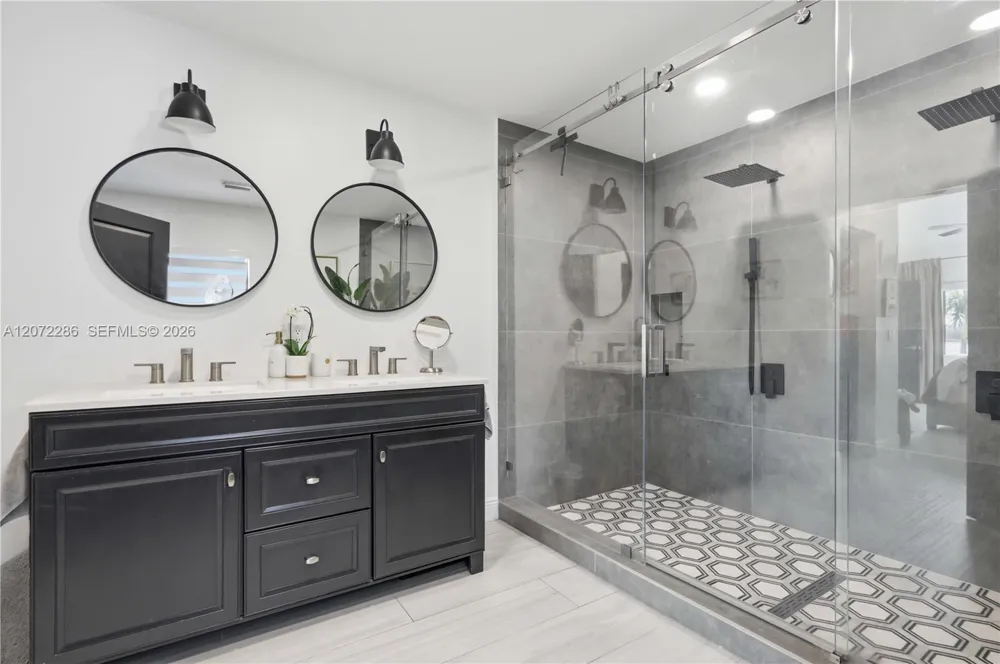 226 SW 180th Ave Pembroke Pines, FL 33029