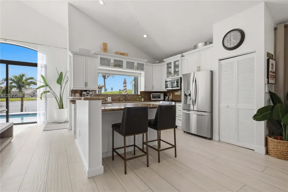 226 SW 180th Ave Pembroke Pines, FL 33029