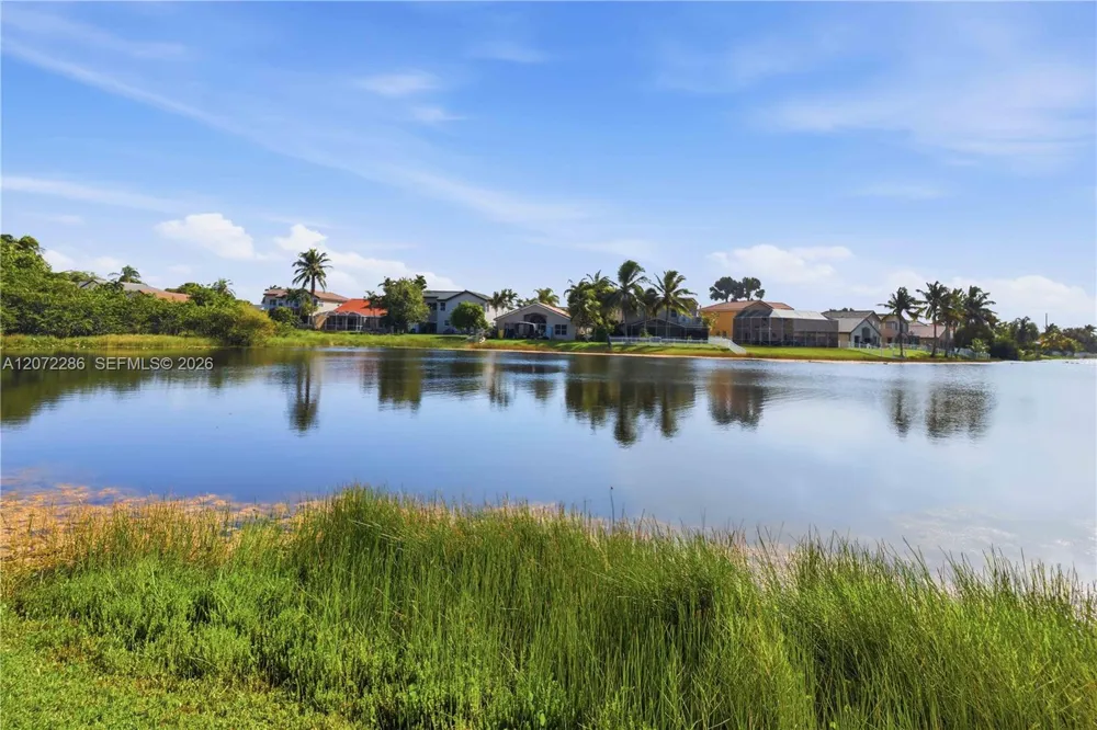 226 SW 180th Ave Pembroke Pines, FL 33029