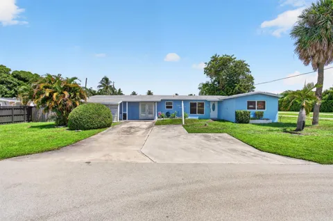2521 Myrica Road
