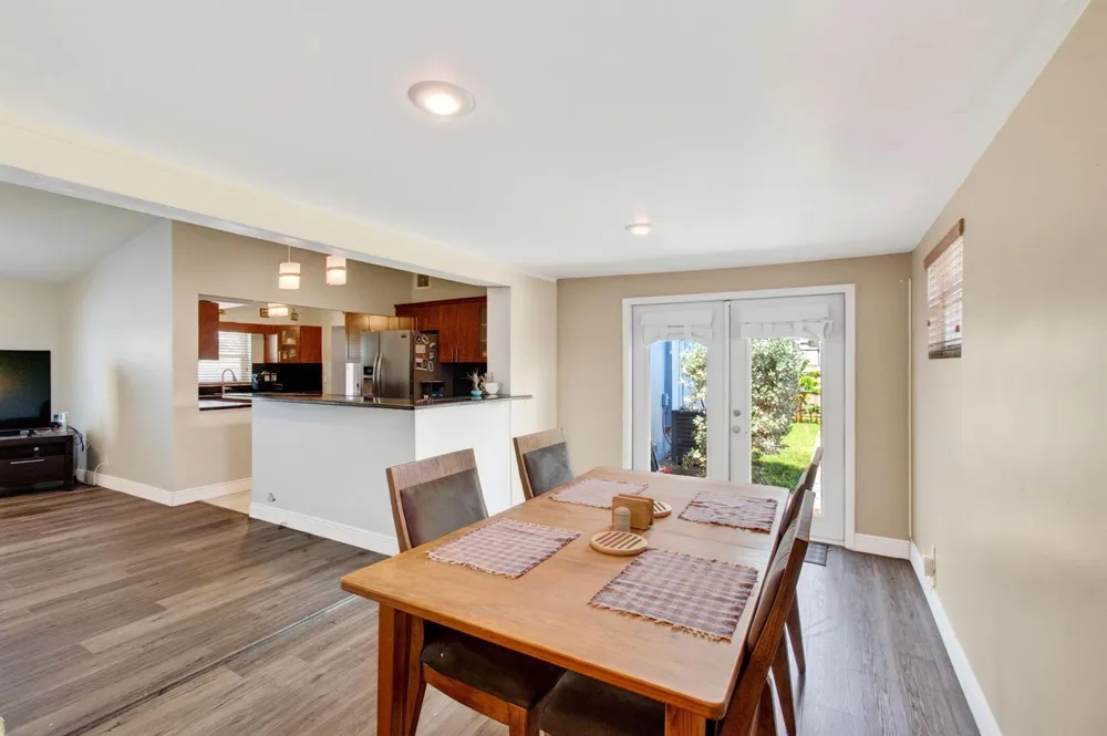 2521 Myrica Road West Palm Beach, FL 33406