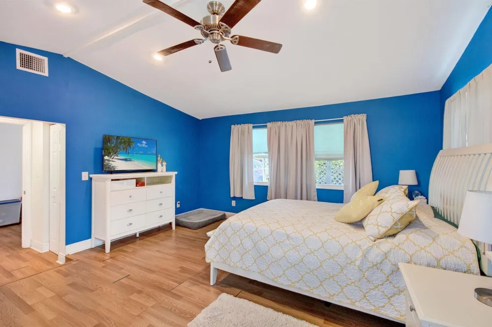 2521 Myrica Road West Palm Beach, FL 33406