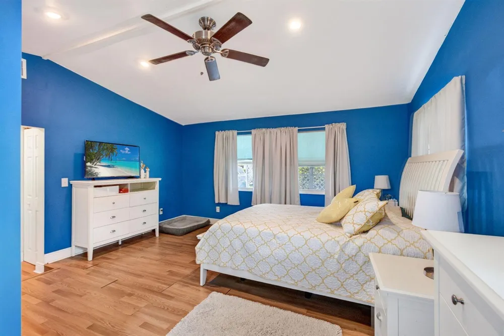 2521 Myrica Road West Palm Beach, FL 33406