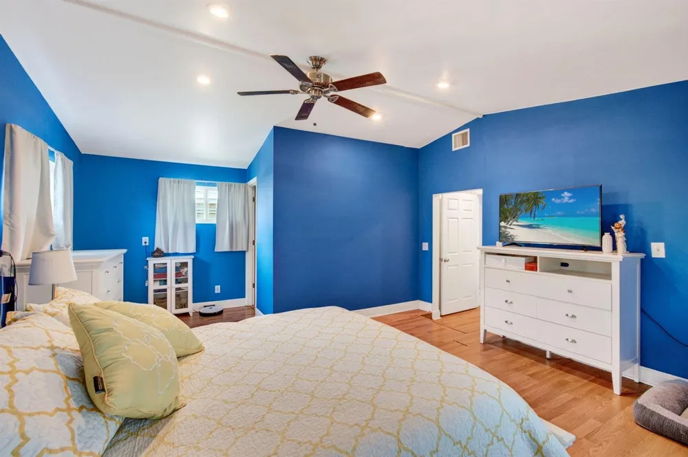 2521 Myrica Road West Palm Beach, FL 33406