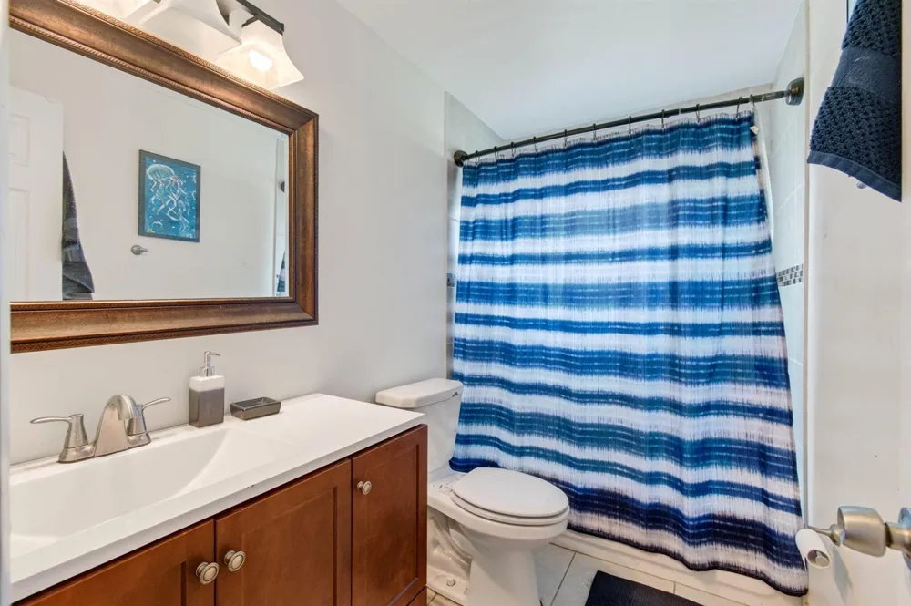 2521 Myrica Road West Palm Beach, FL 33406