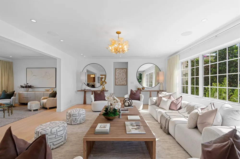 257 Via Linda Palm Beach, FL 33480
