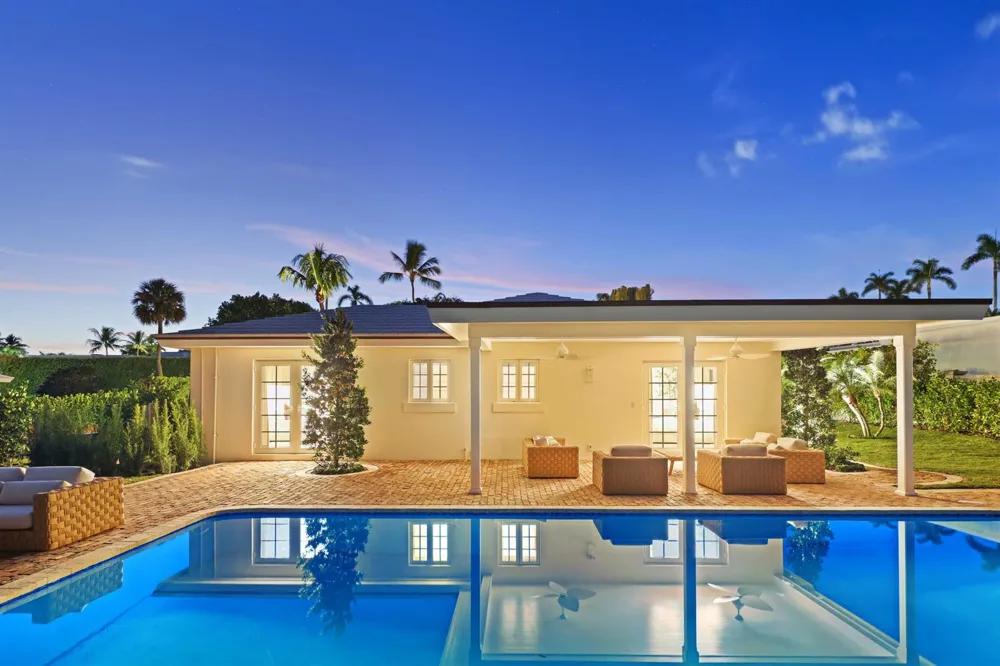 257 Via Linda Palm Beach, FL 33480