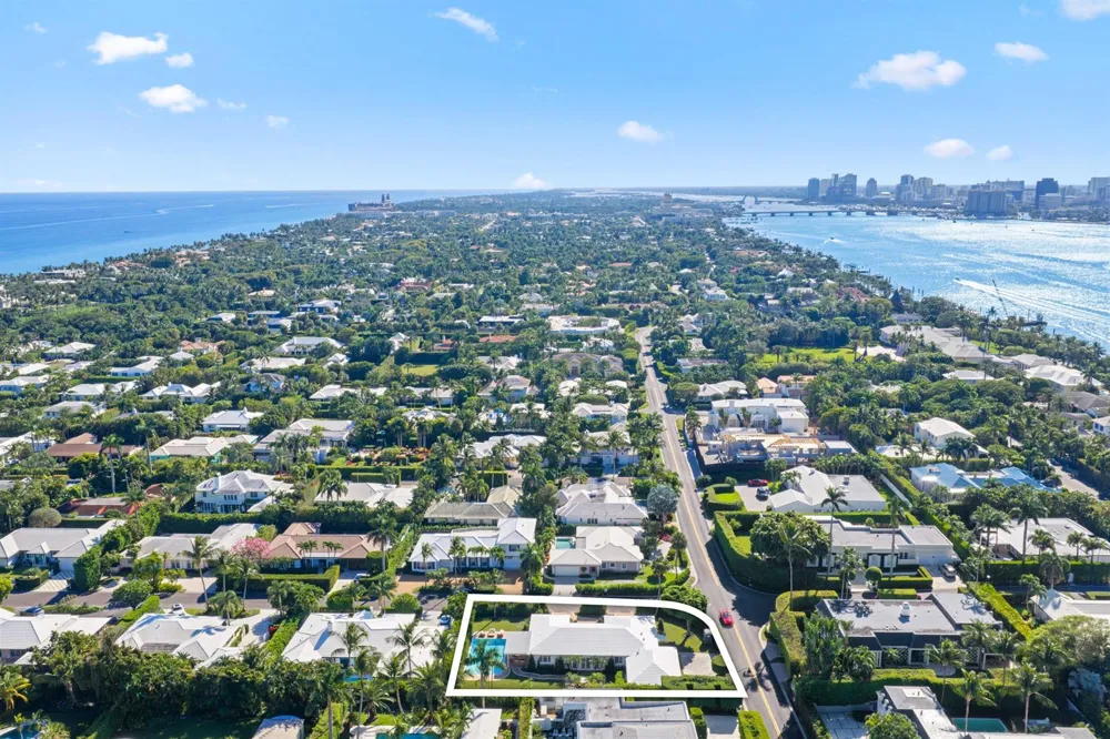 257 Via Linda Palm Beach, FL 33480