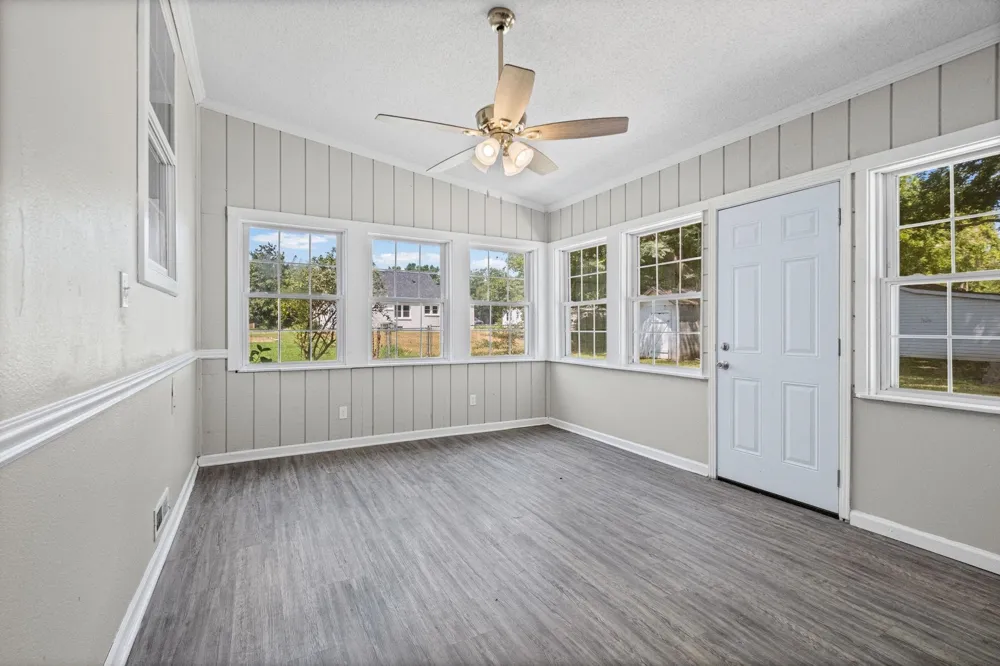 46 CHARLES AVE Munford, TN 38058