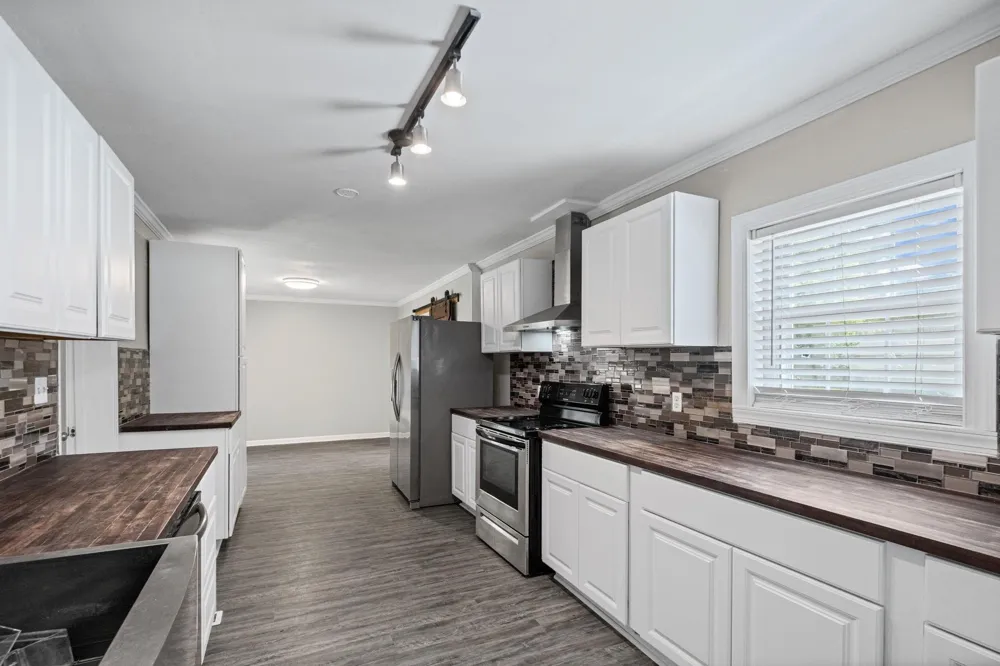 46 CHARLES AVE Munford, TN 38058
