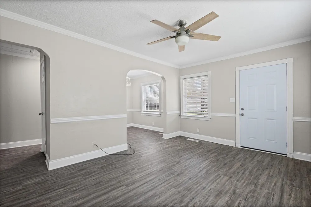 46 CHARLES AVE Munford, TN 38058