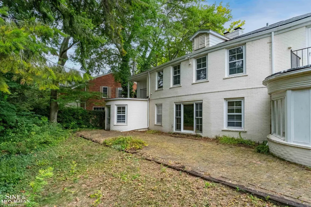 41 Beacon Hill Road Grosse Pointe Farms City, MI 48236