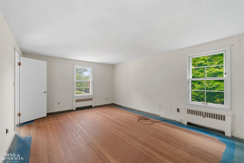 41 Beacon Hill Road Grosse Pointe Farms City, MI 48236