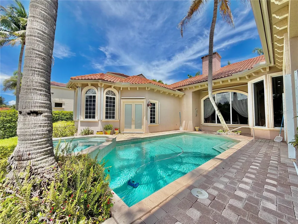 785 HARBOUR ISLE PLACE North Palm Beach, FL 33410