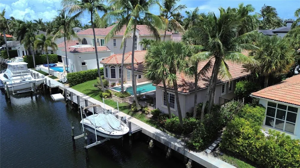 785 HARBOUR ISLE PLACE North Palm Beach, FL 33410