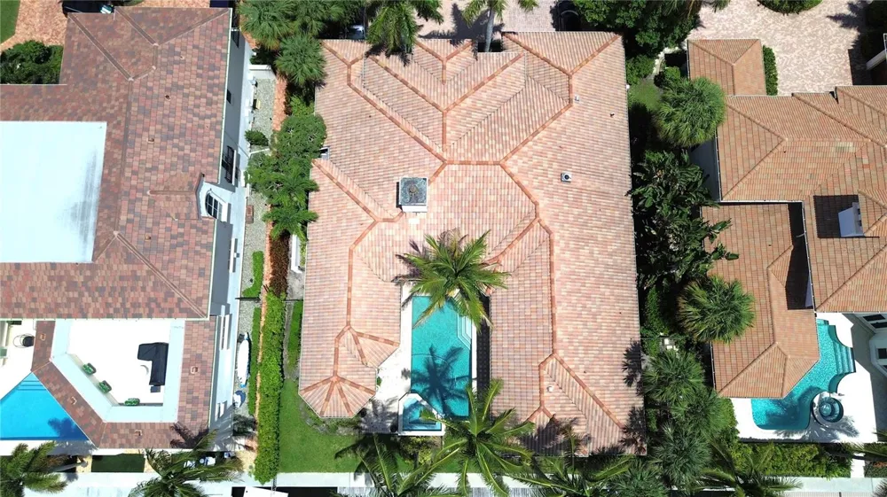 785 HARBOUR ISLE PLACE North Palm Beach, FL 33410