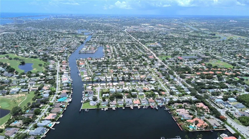 785 HARBOUR ISLE PLACE North Palm Beach, FL 33410