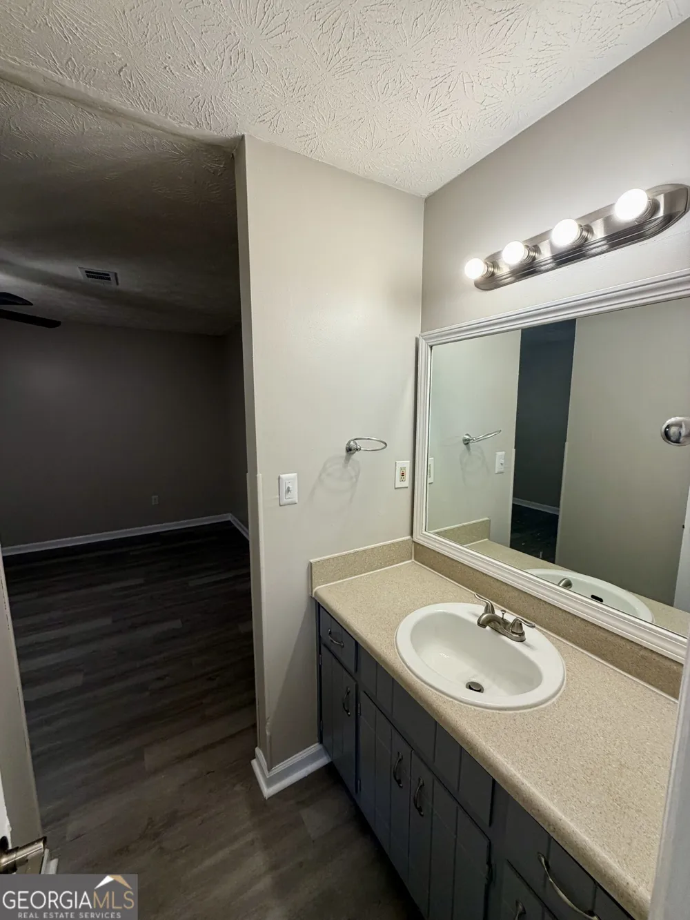 204 Glendale CT Stockbridge, GA 30281