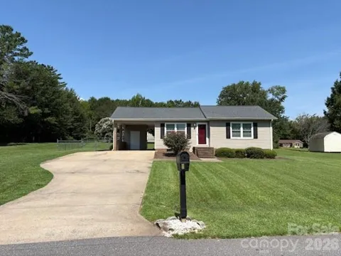 101 APPLE HILL DRIVE #1