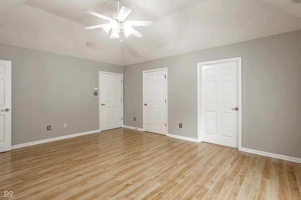 1746 Stonewall Circle Greenfield, IN 46140