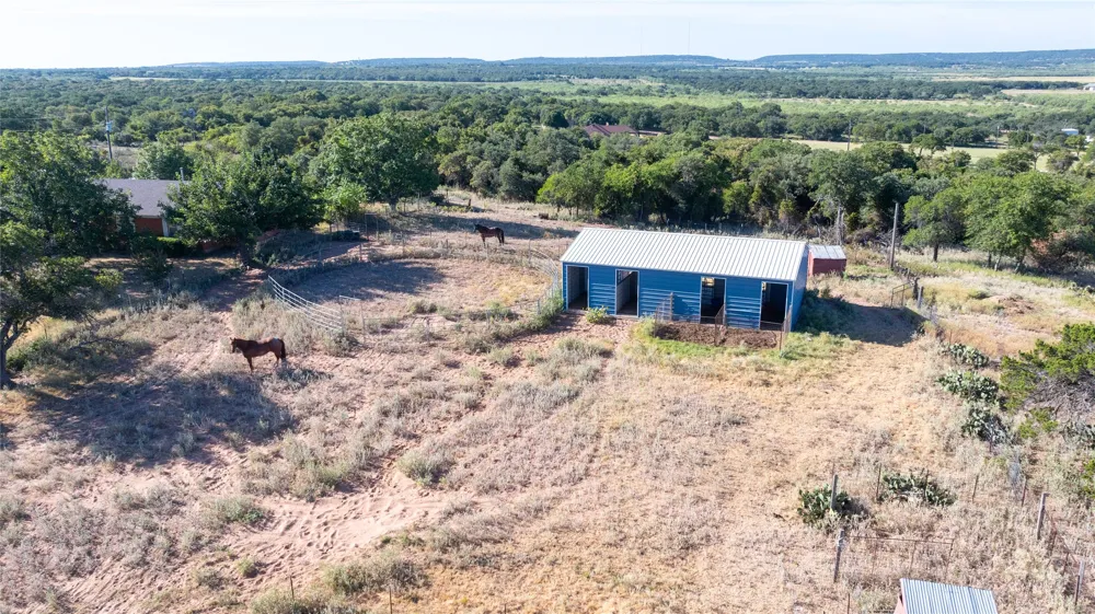 7200 Private Road 2383 Clyde, TX 79510