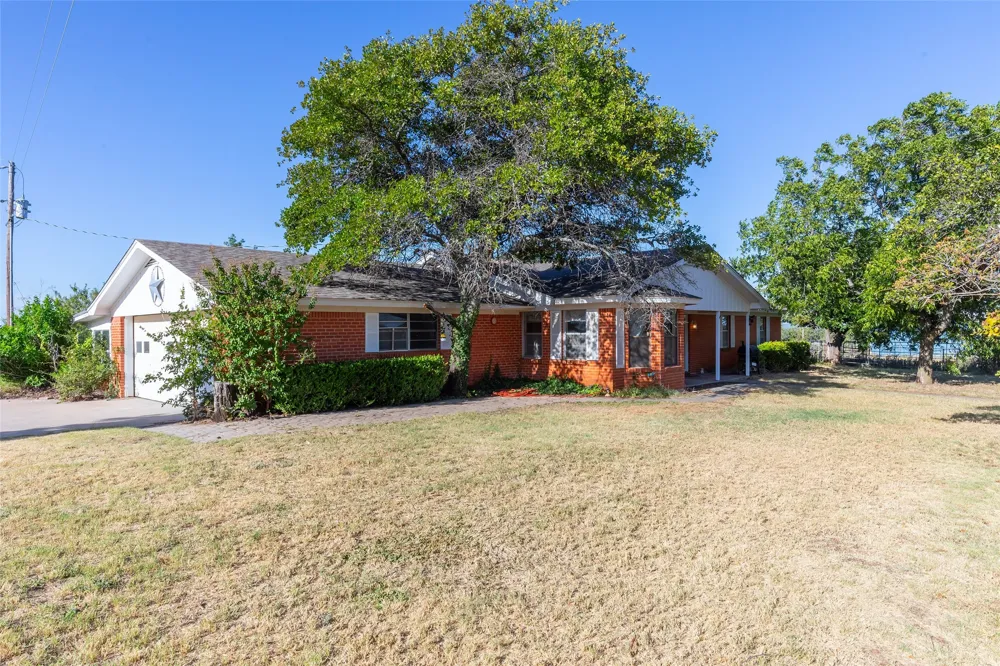 7200 Private Road 2383 Clyde, TX 79510