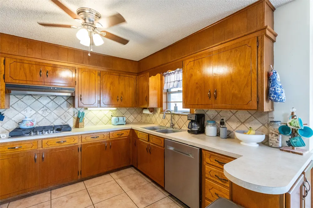 7200 Private Road 2383 Clyde, TX 79510
