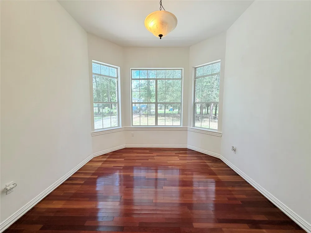19352 Kolyma Porter, TX 77365