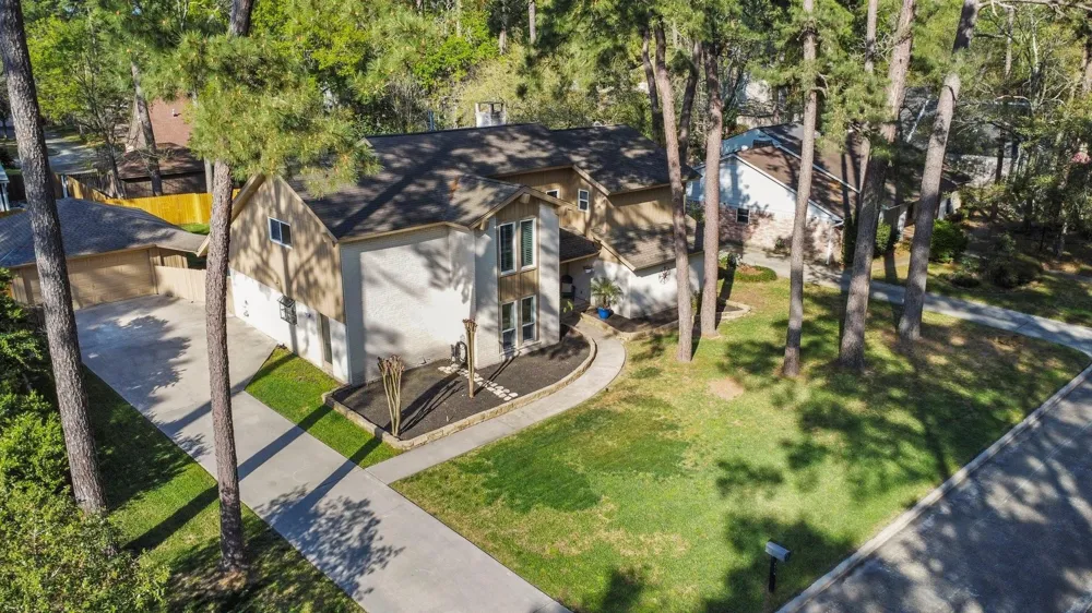 2007 Seven Oaks Drive Kingwood, TX 77339
