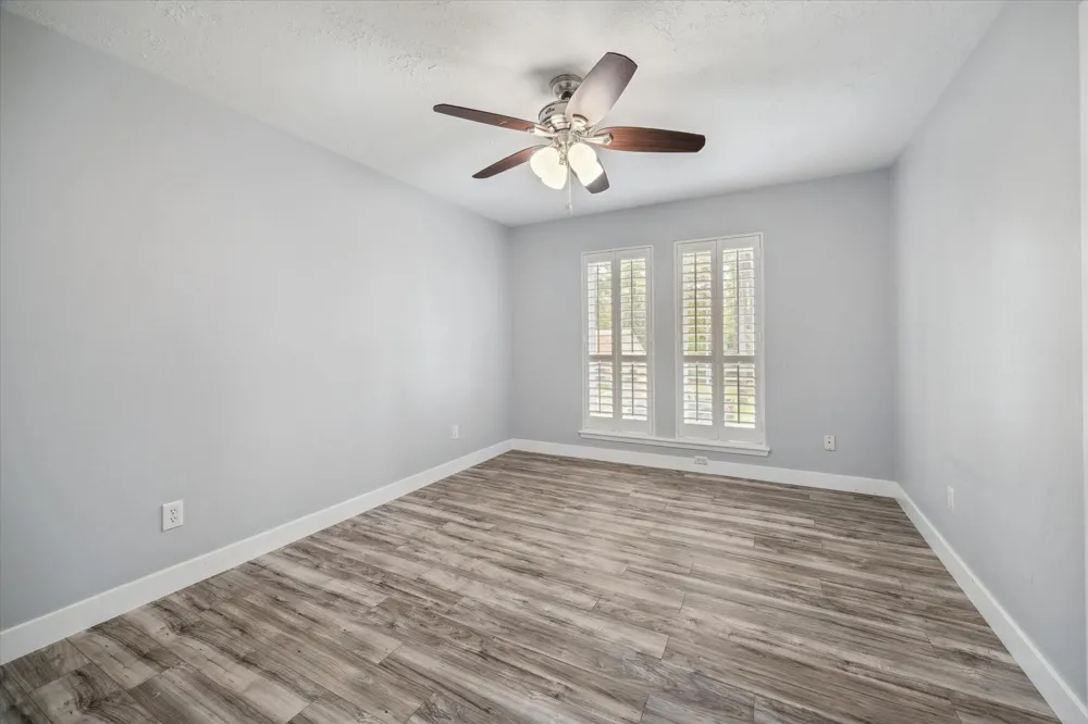 2007 Seven Oaks Drive Kingwood, TX 77339