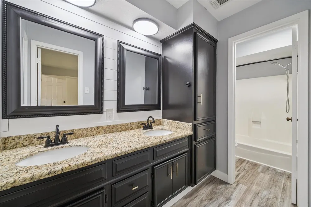 2007 Seven Oaks Drive Kingwood, TX 77339