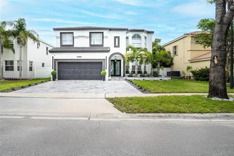 5261 SW 159th Ave