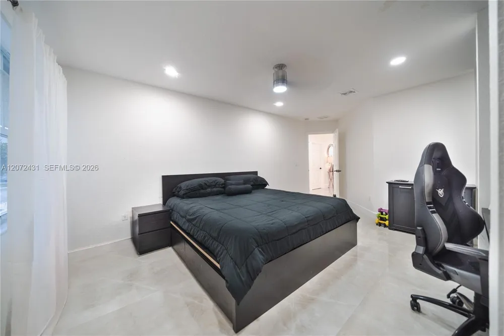 5261 SW 159th Ave Miramar, FL 33027