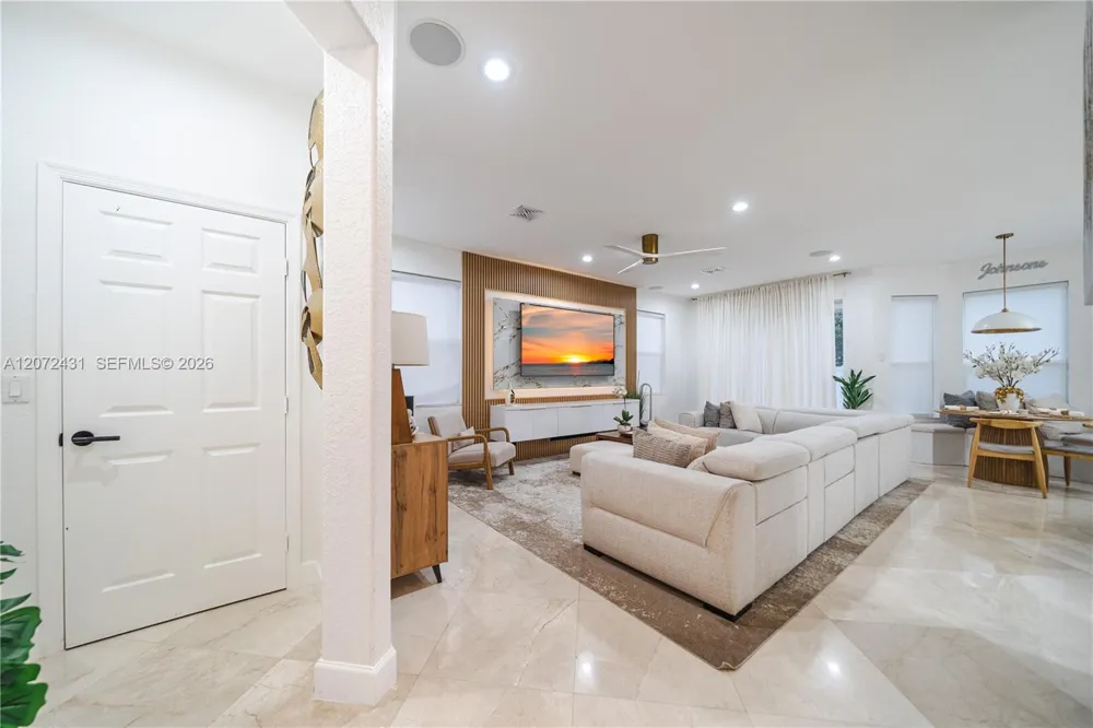 5261 SW 159th Ave Miramar, FL 33027