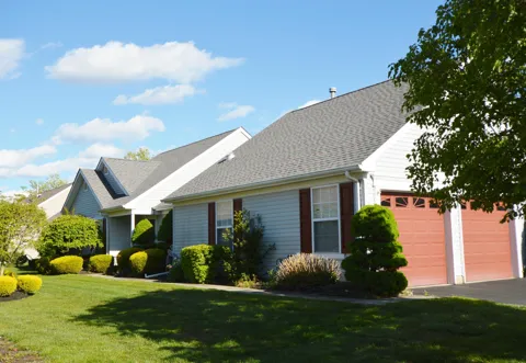 2555 Ridgemont Court