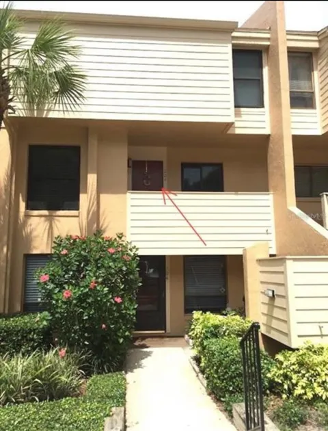 600 CRANES WAY #204