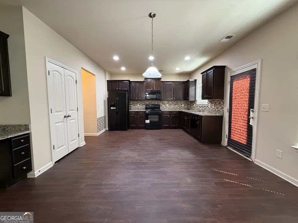 881 Franklin Mill TRCE Loganville, GA 30052