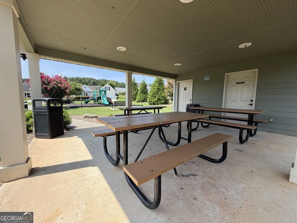 881 Franklin Mill TRCE Loganville, GA 30052