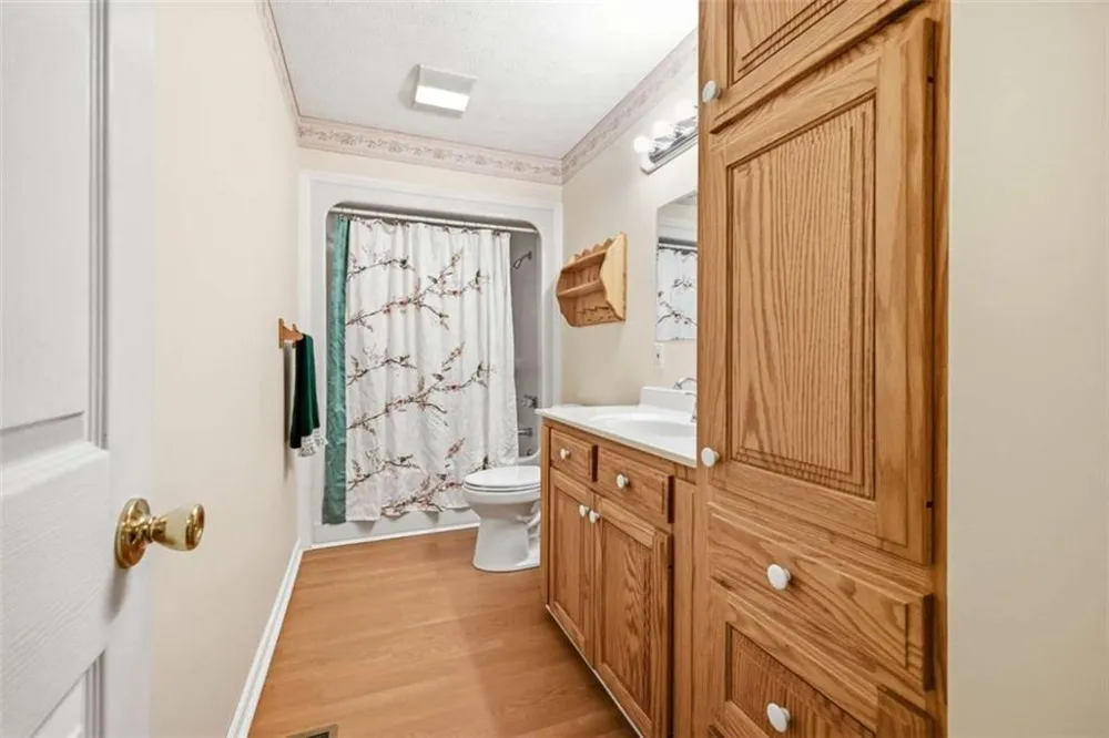 2600 Level Grove Road Cornelia, GA 30531