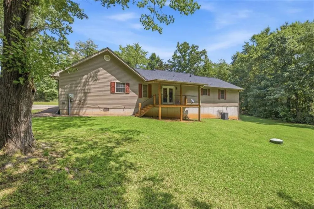 2600 Level Grove Road Cornelia, GA 30531