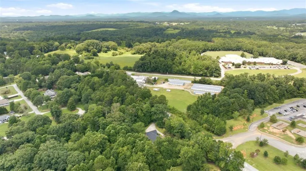 2600 Level Grove Road Cornelia, GA 30531