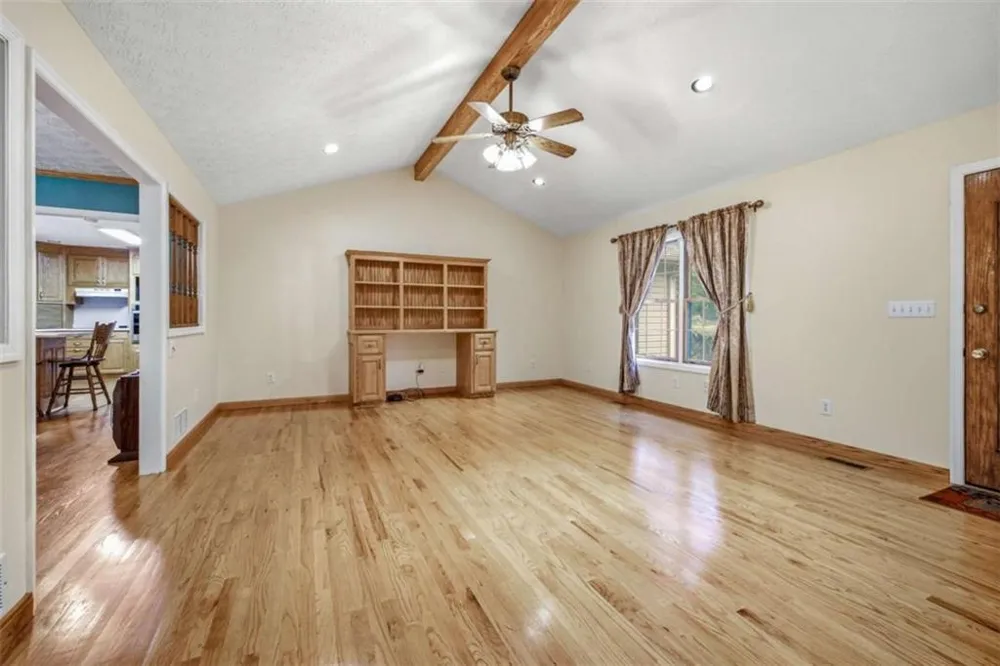 2600 Level Grove Road Cornelia, GA 30531