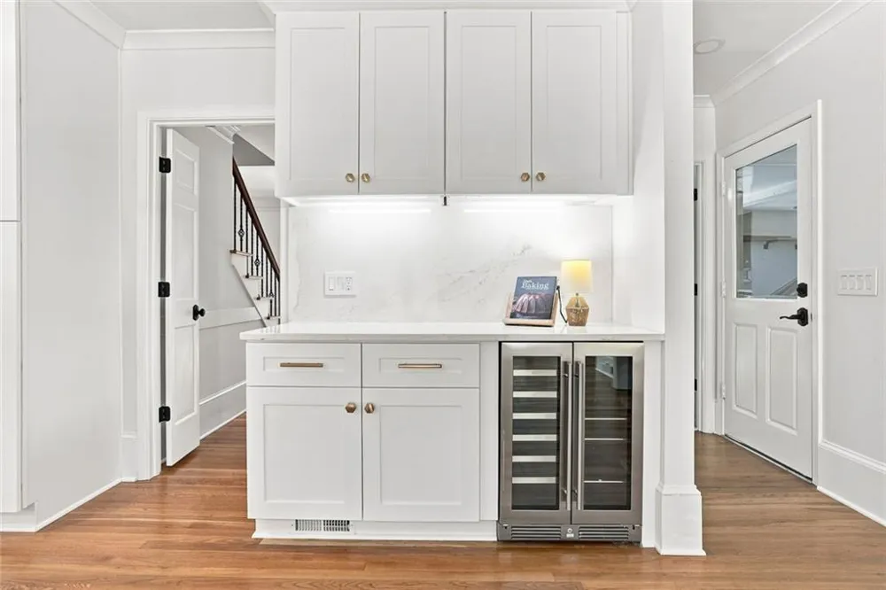 7680 Dunvegan Close Sandy Springs, GA 30350