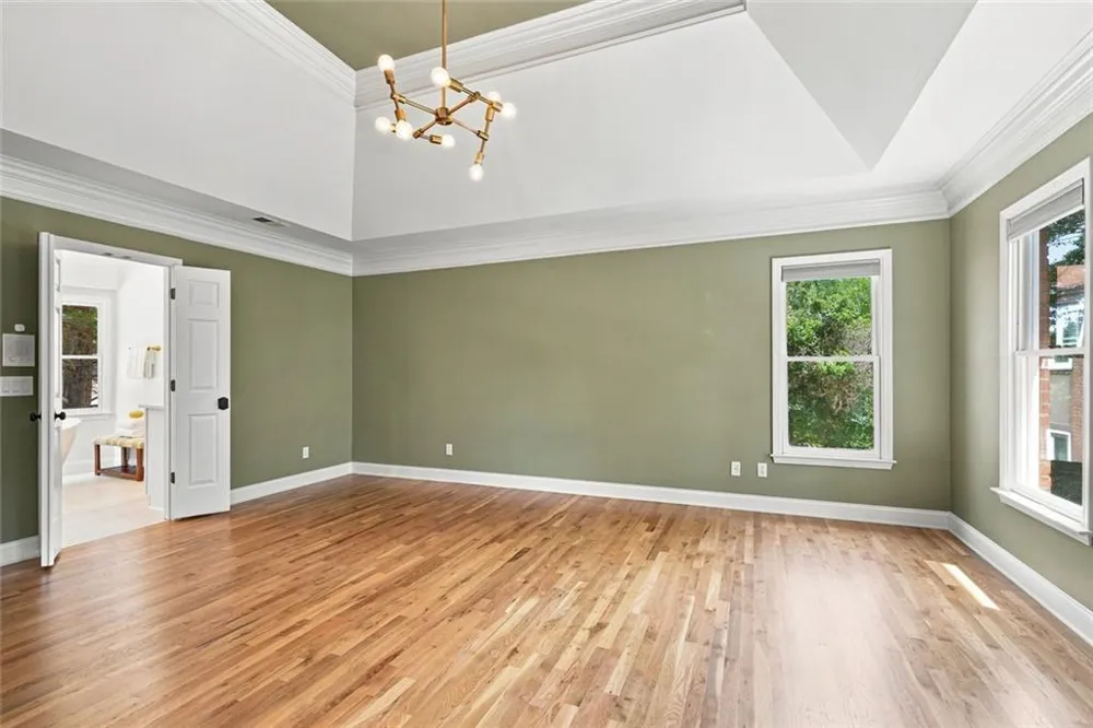 7680 Dunvegan Close Sandy Springs, GA 30350