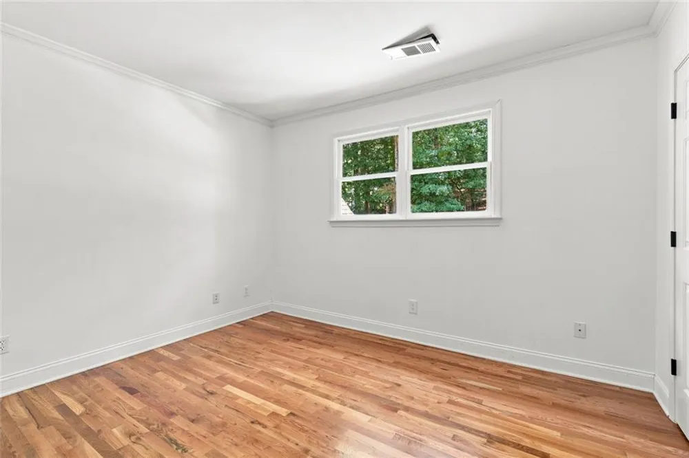 7680 Dunvegan Close Sandy Springs, GA 30350